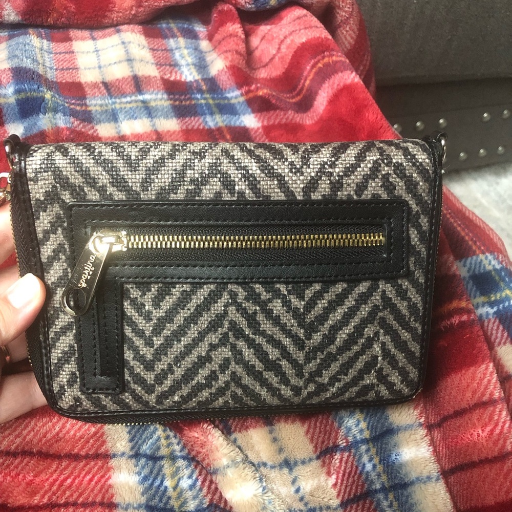 Spartina 449 Phone Wallet - Picture 2 of 14